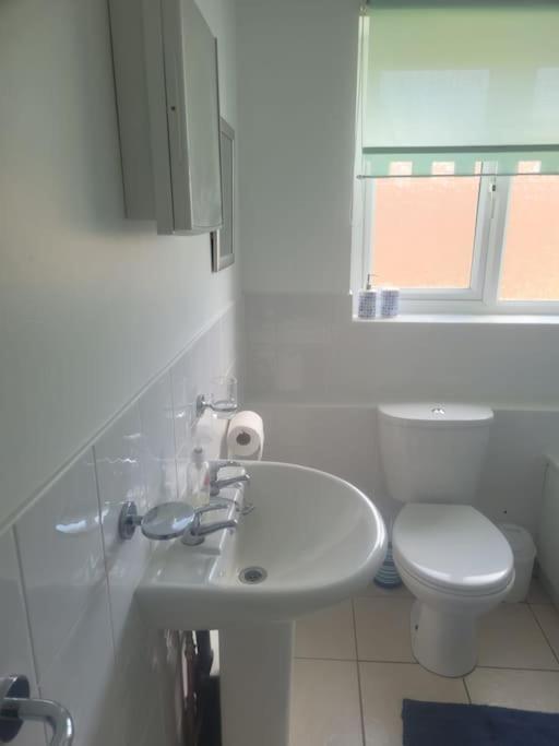 Casa vacanze 3 Bedroom House With Balcony Close To