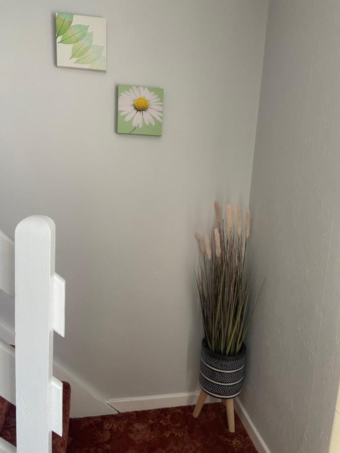 Casa vacanze 3 Bedroom House With Balcony Close To *